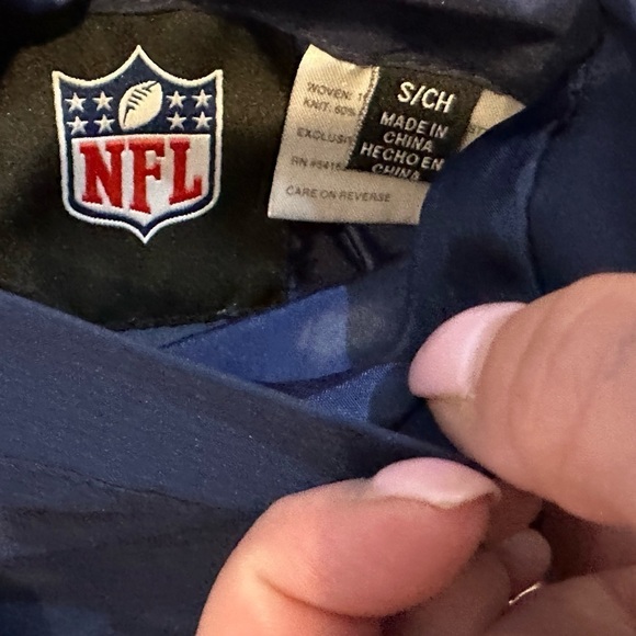 NFL reversible hoodie and jacket New England Patriots, small - Picture 5 of 9